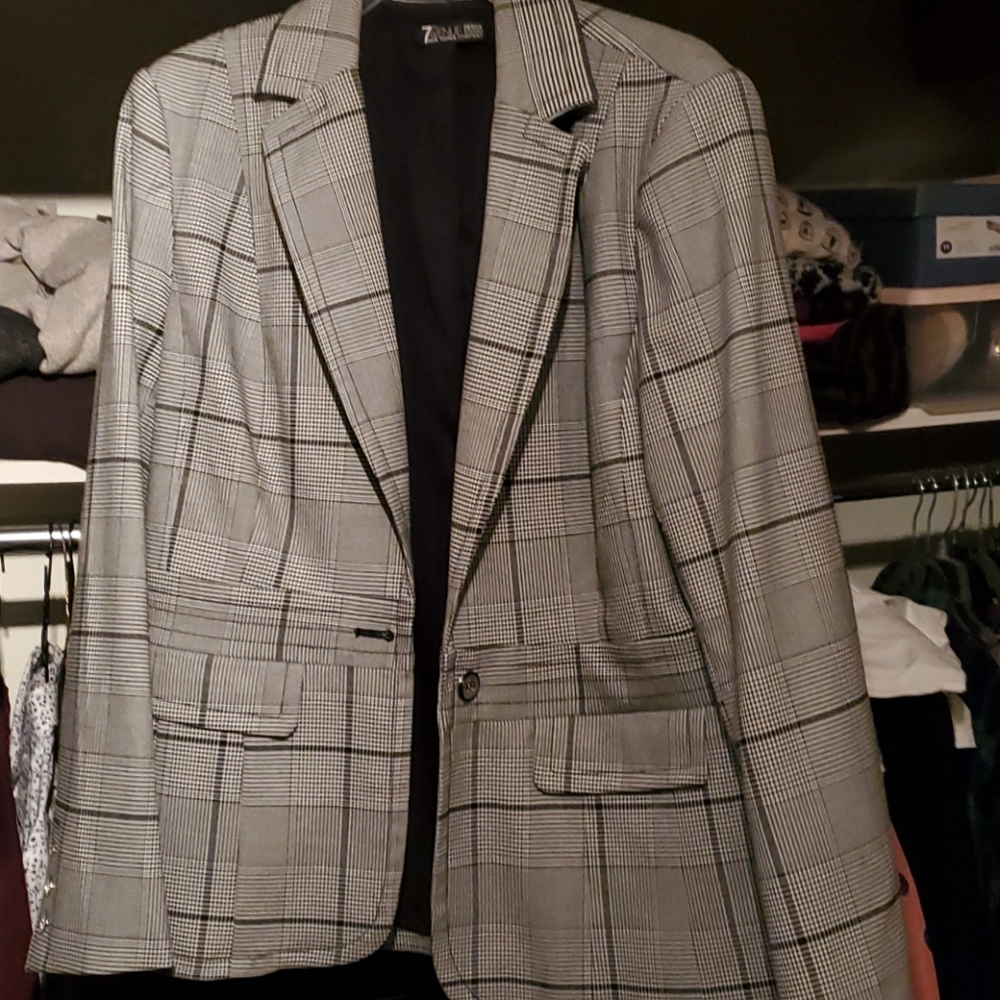 Black and white plaid blazer
